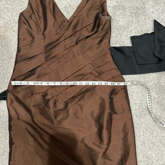 Monique Lhullier V neck brown w/black sash dress - Picture 8 of 9